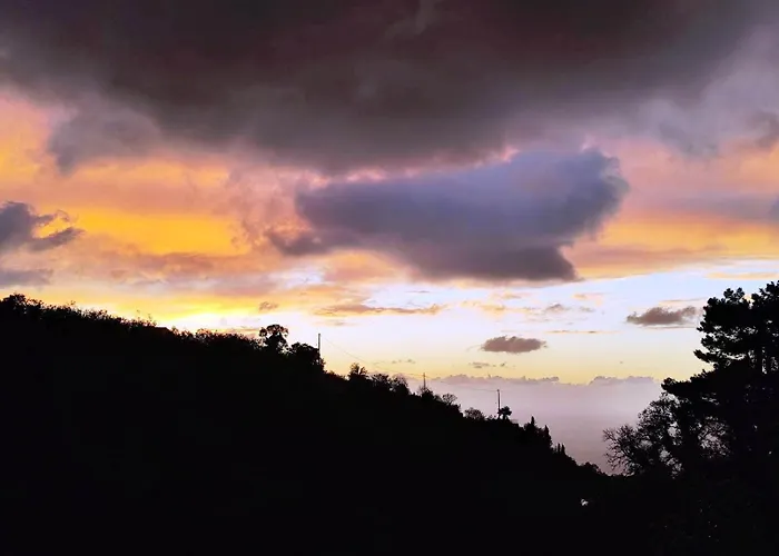 Alma-maroon Klara & Rachel 펜션 Drymon